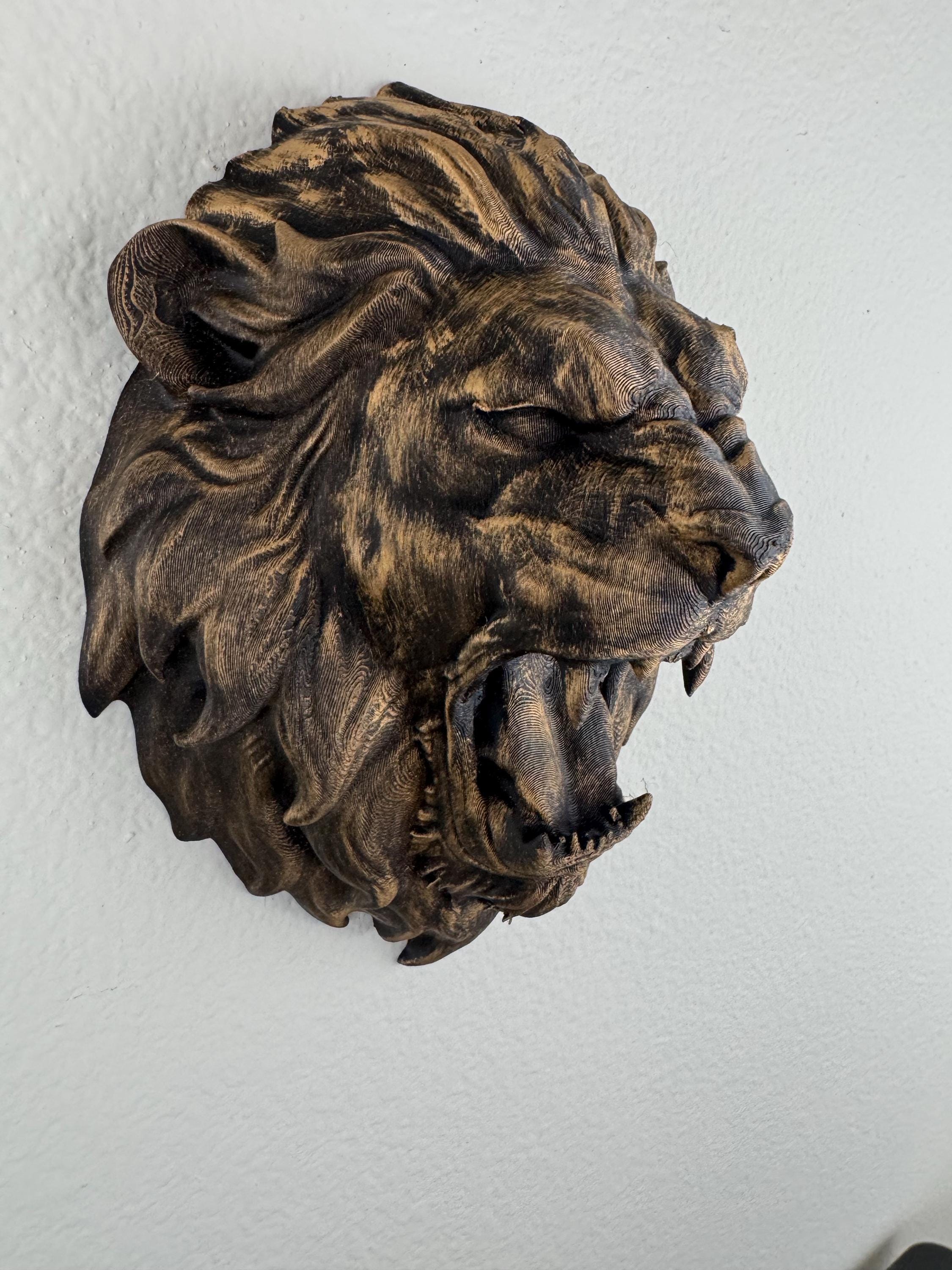 Roaring Lion Head Wall Sculpture: Antique Gold Jungle Decor (8.5")