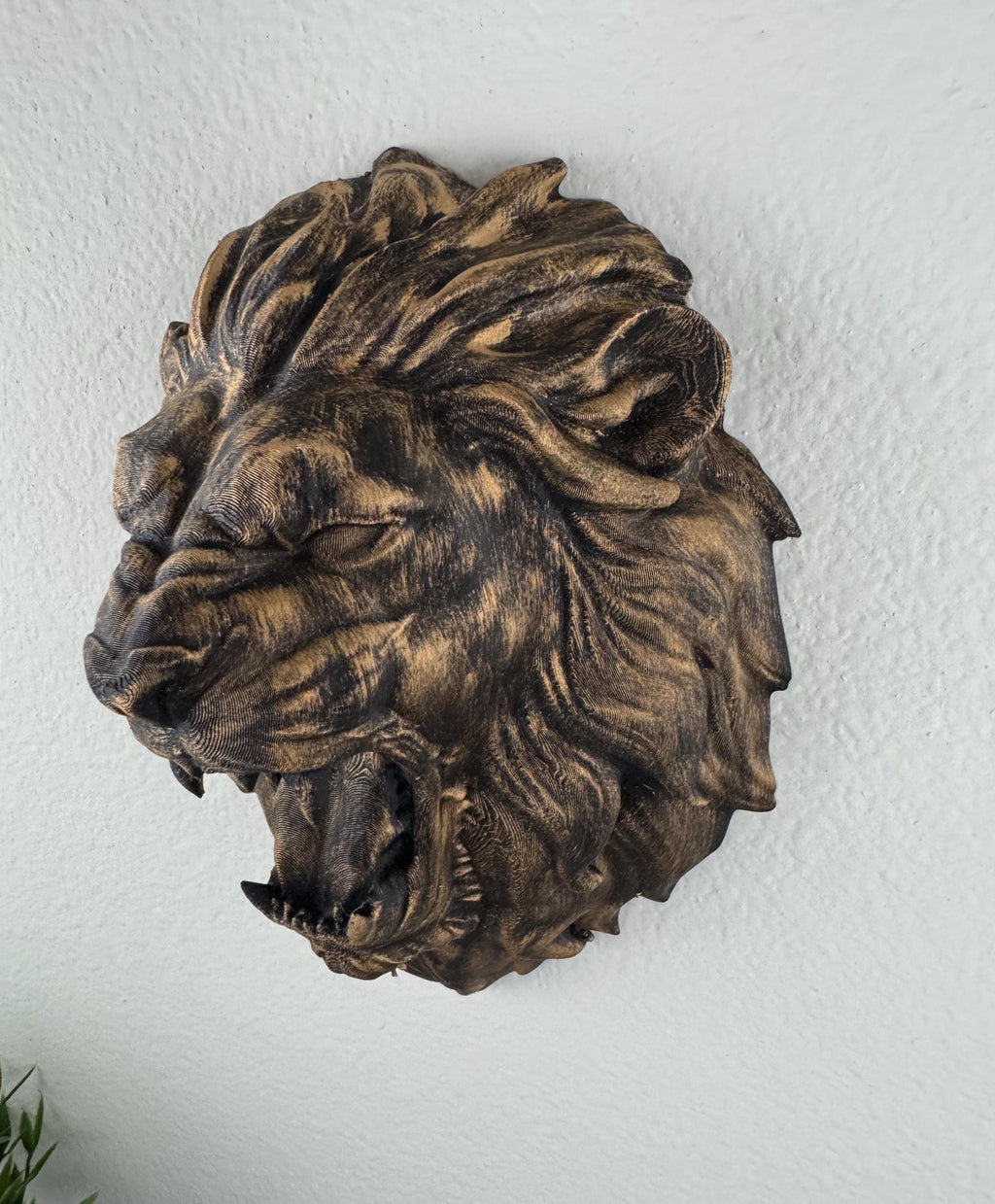 Roaring Lion Head Wall Sculpture: Antique Gold Jungle Decor (8.5")
