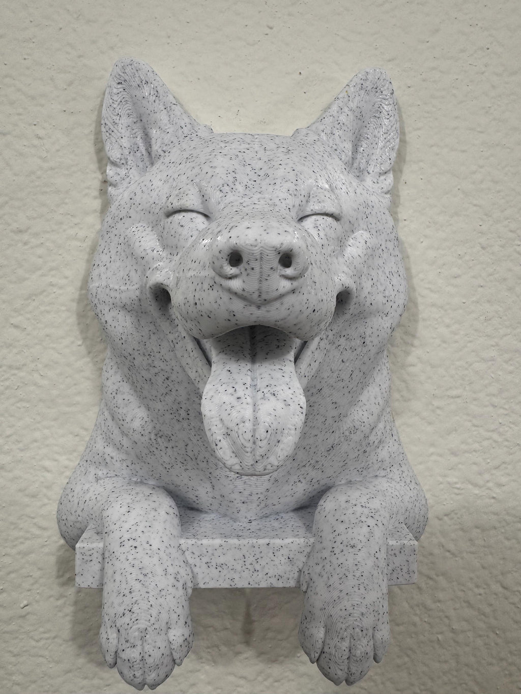 Husky Wall Mounted Sculpture | Happy Husky Wall Hanging Decor | Cute Dog Home Accent | Smiling Husky Art Gift for Dog Lovers