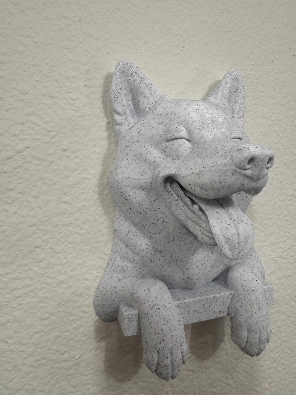 Husky Wall Mounted Sculpture | Happy Husky Wall Hanging Decor | Cute Dog Home Accent | Smiling Husky Art Gift for Dog Lovers