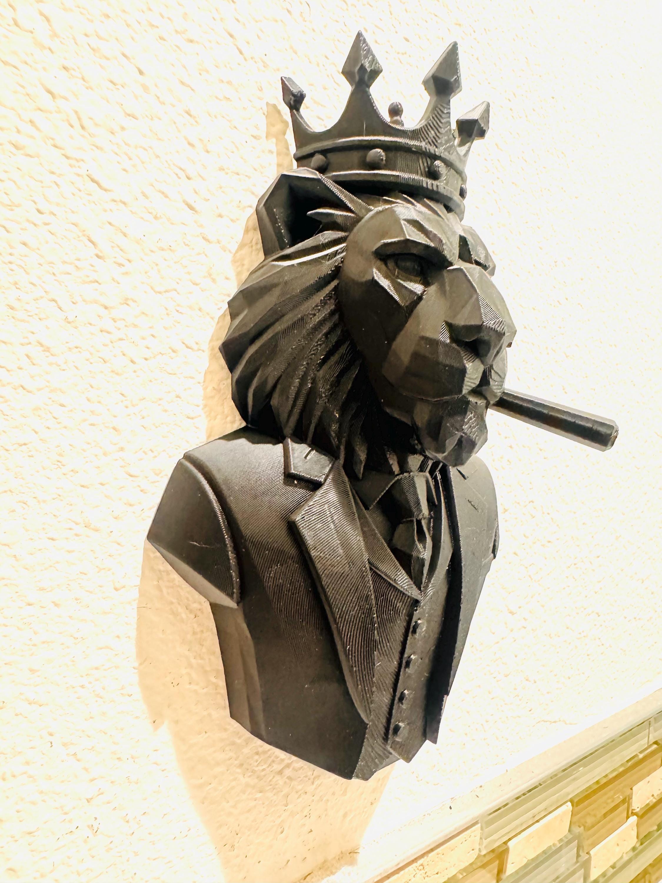 Crowned Lion Wall Sculpture Smoking Cigar | King Lion Bust Wall Art | Gothic Royal Animal Decor | Man Cave Office Statement Piece