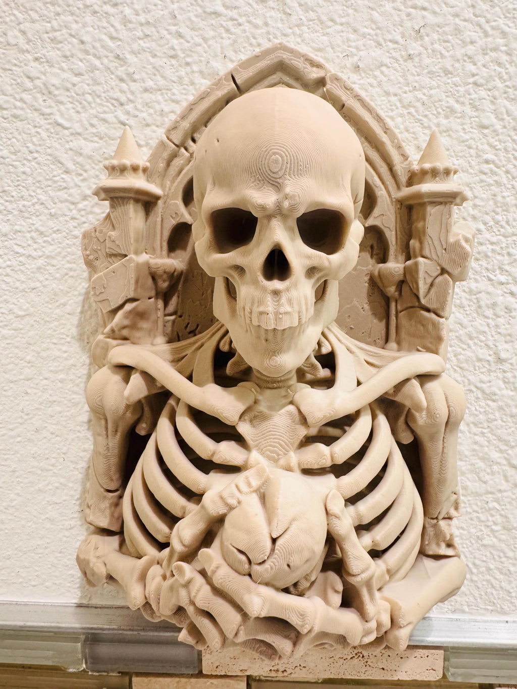 Gothic Skeleton Wall Mount Sculpture Bone Style Cathedral Skull Wall Decor Dark Fantasy Memento Mori Medieval Wall Art Horror Gift