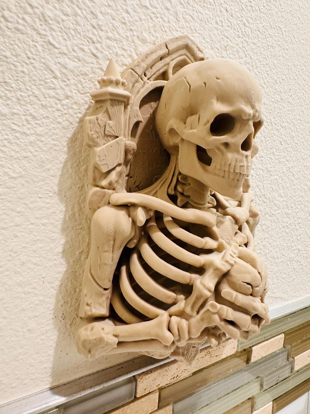 Gothic Skeleton Wall Mount Sculpture Bone Style Cathedral Skull Wall Decor Dark Fantasy Memento Mori Medieval Wall Art Horror Gift