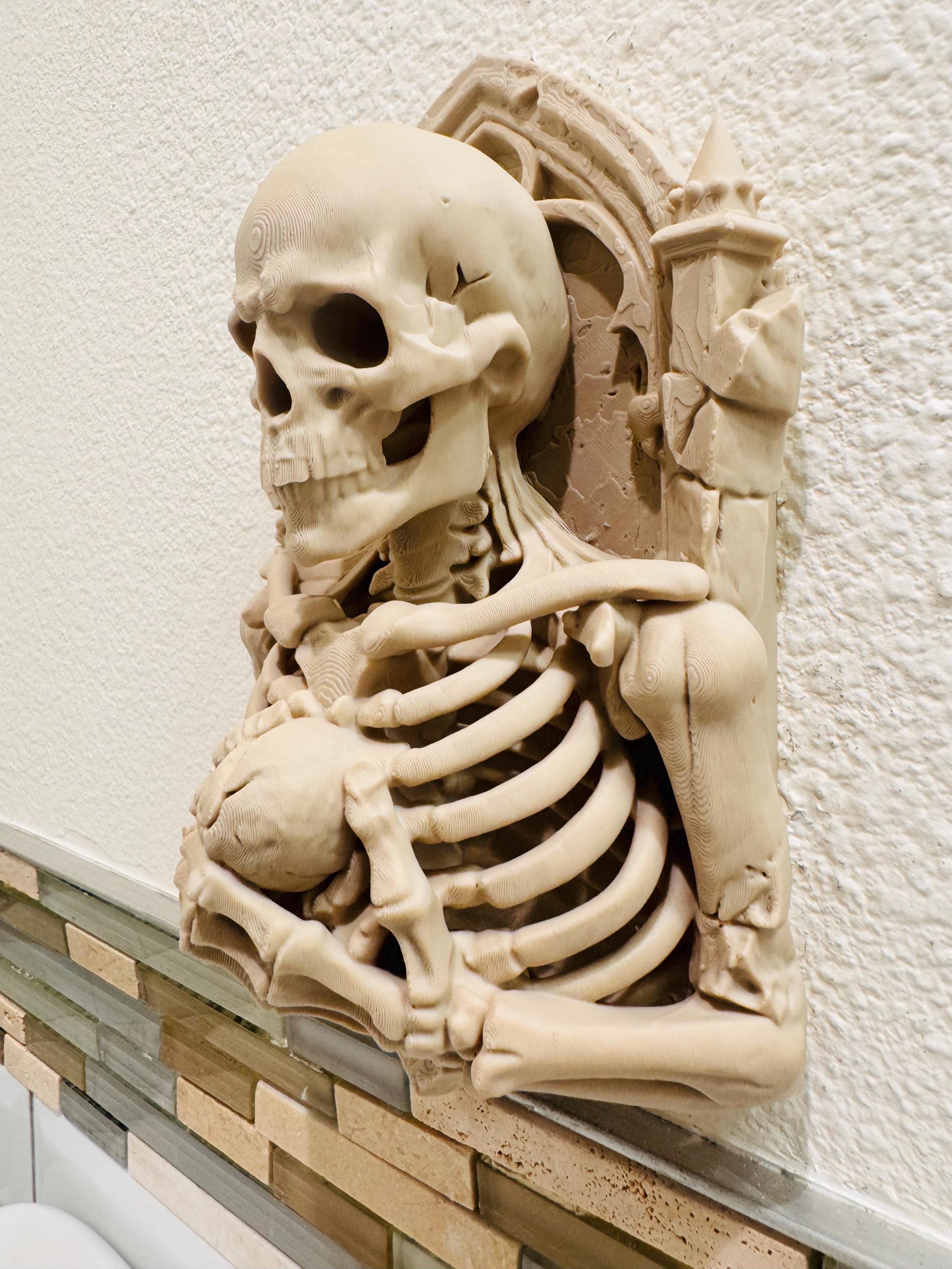 Gothic Skeleton Wall Mount Sculpture Bone Style Cathedral Skull Wall Decor Dark Fantasy Memento Mori Medieval Wall Art Horror Gift