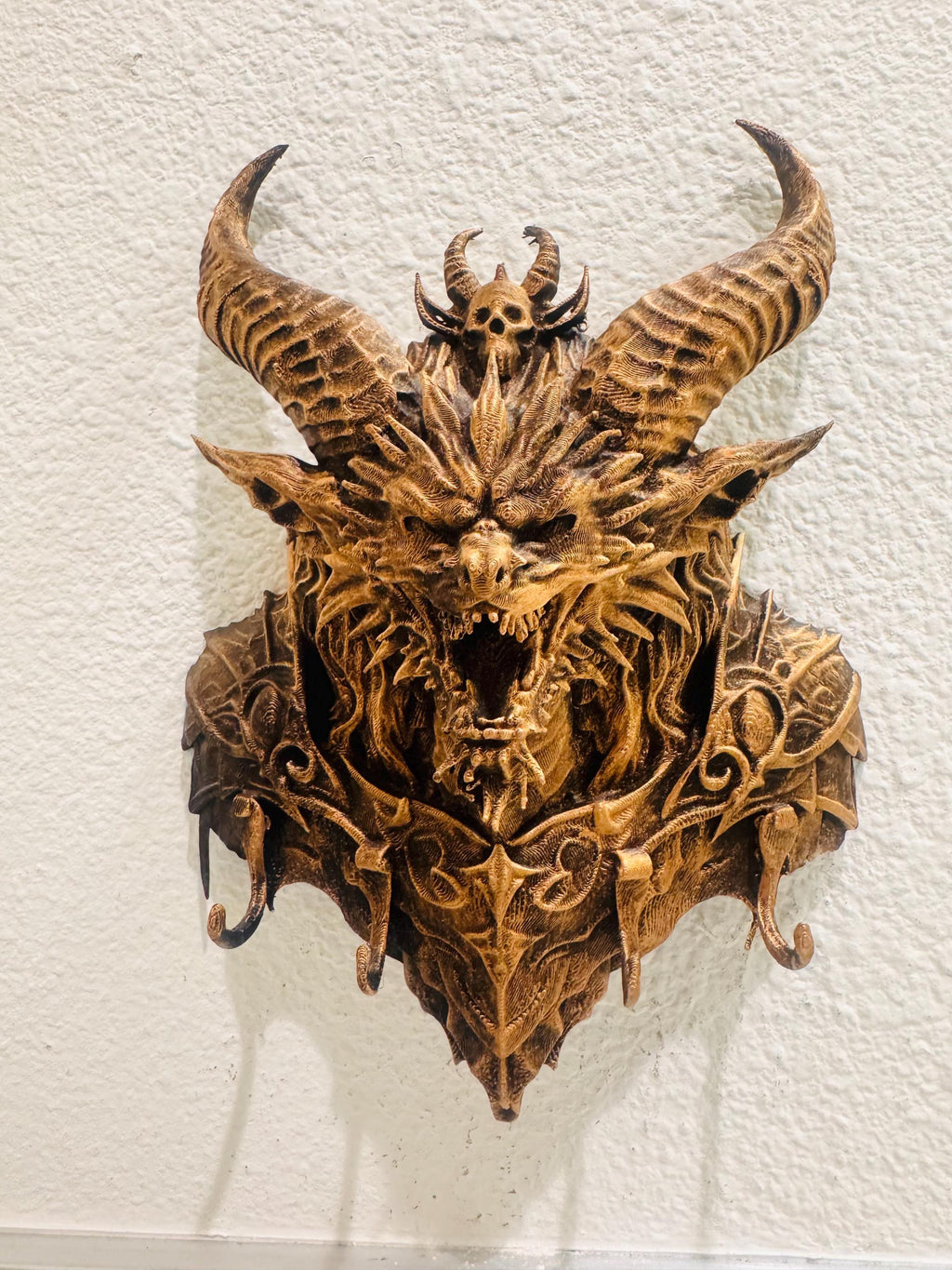 Gothic Dragon Key Holder Wall Mount | Demonic Horned Dragon Head | Dark Fantasy Entryway Wall Decor | Man Cave Gothic Gift