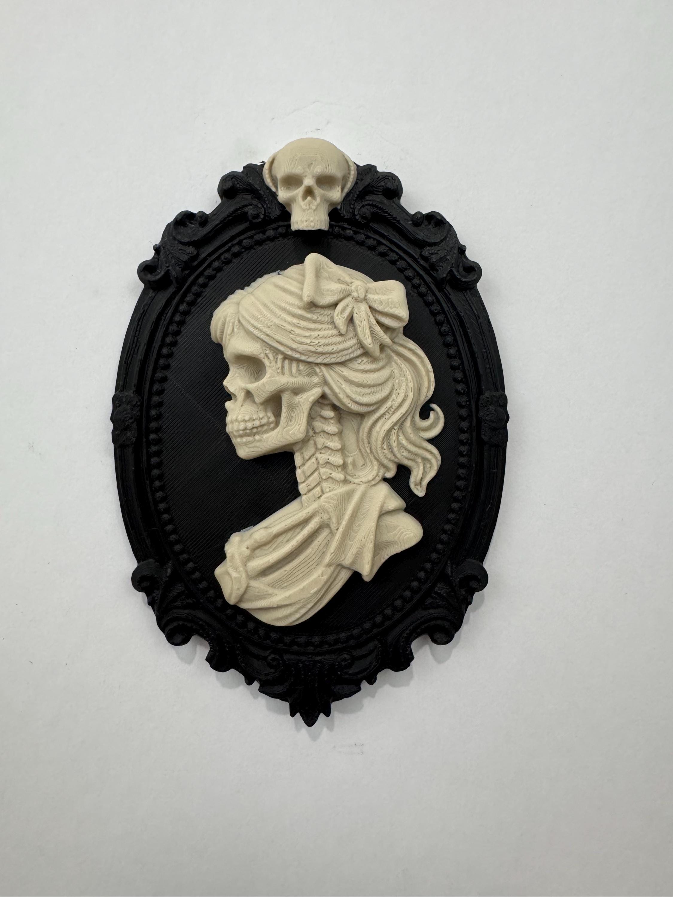 Gothic Skeleton Lady Wall Art Cameo – Victorian Skull Portrait Decor - Dark Academia Macabre Wall Hanging Gift