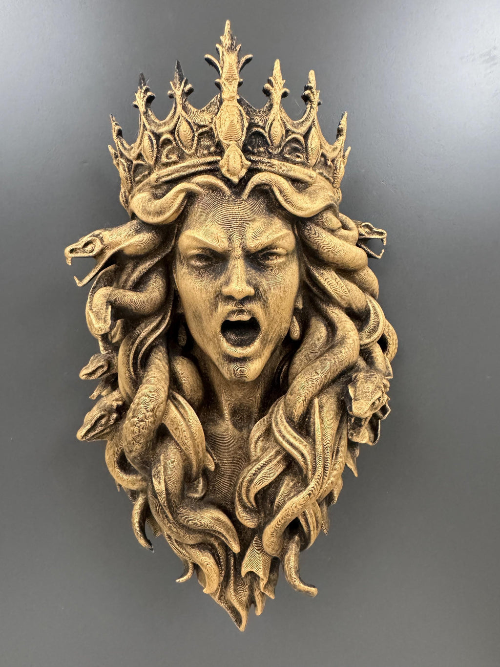 Crowned Medusa Wall Sculpture | Screaming Gorgon Queen | Gothic Snake Hair Wall Art | Dark Mythology Decor | Medusa Crown Gift