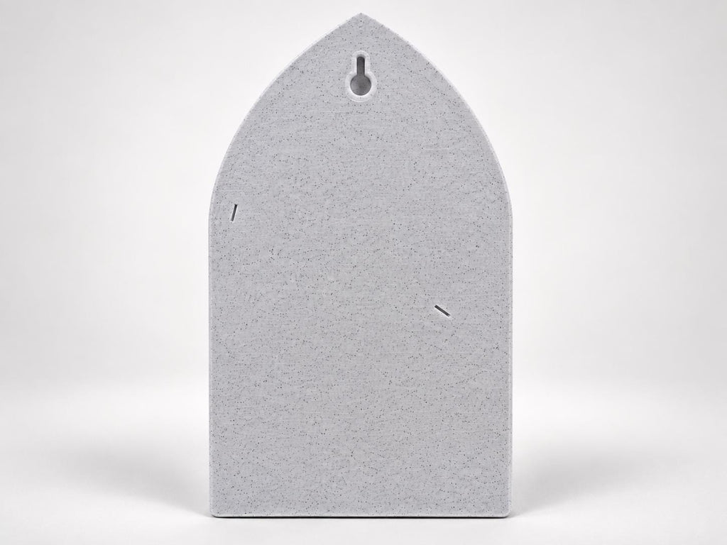 Back of the Medusa organizer showing the keyhole slot