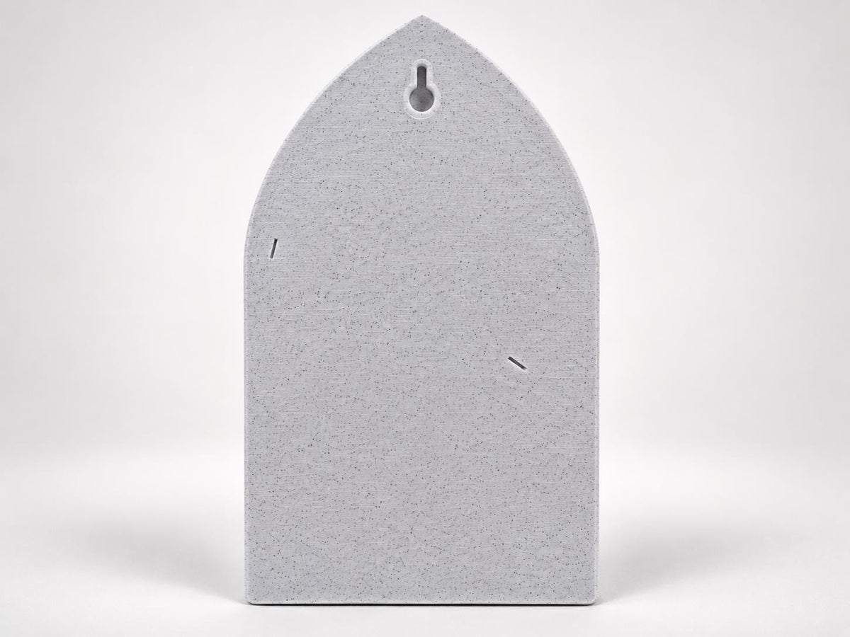 Back of the Medusa organizer showing the keyhole slot